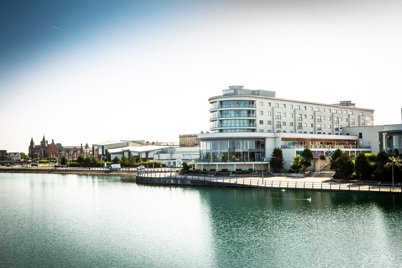 Waterfront Southport Hotel Exterior photo